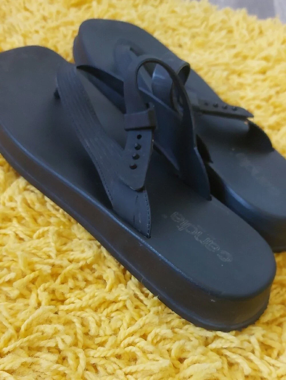 Candia Black Thong Sandals With Adjustable Strap, Size 41